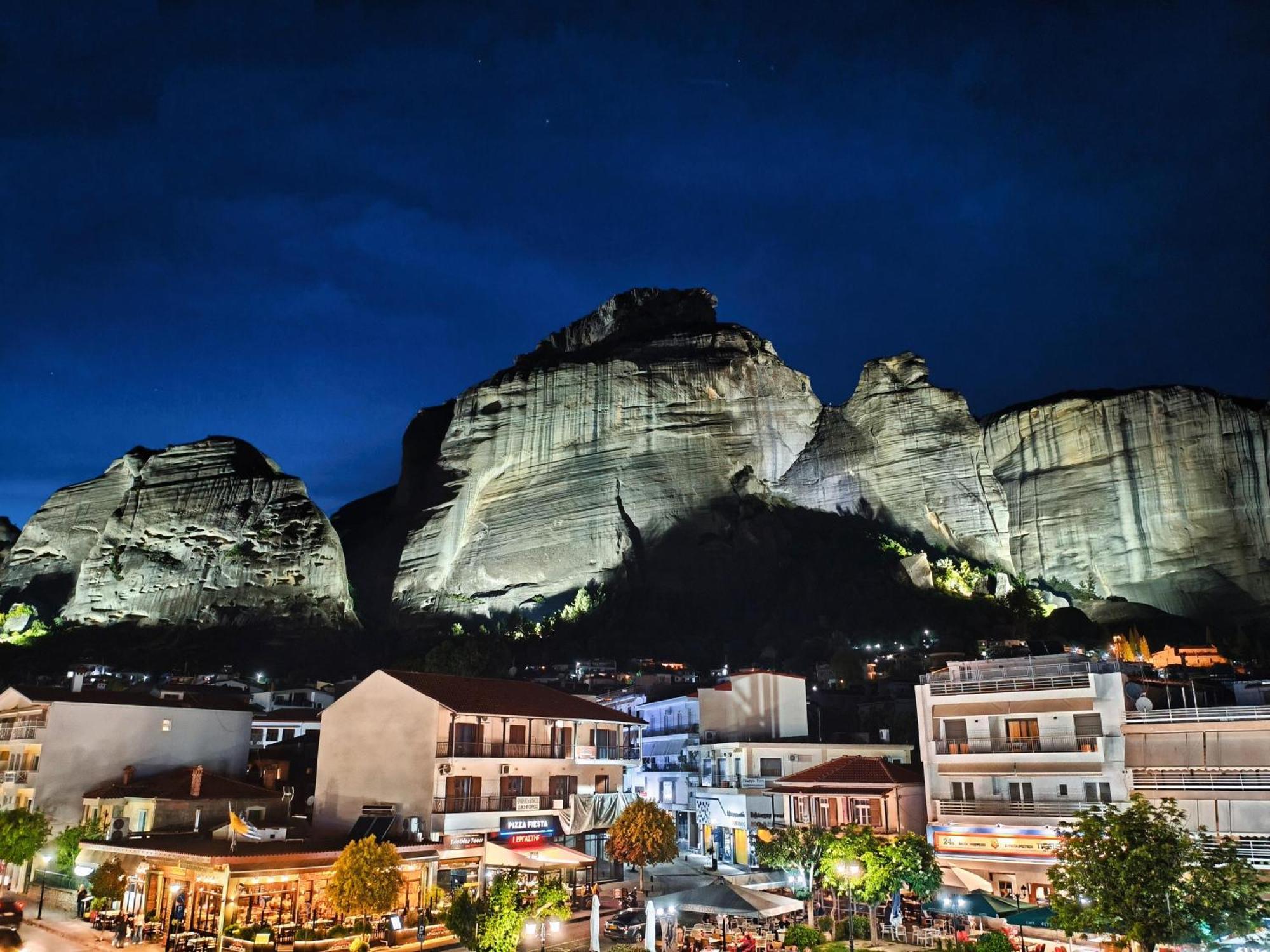 Meteora Scenic Loft Appartement Kalampáka Buitenkant foto
